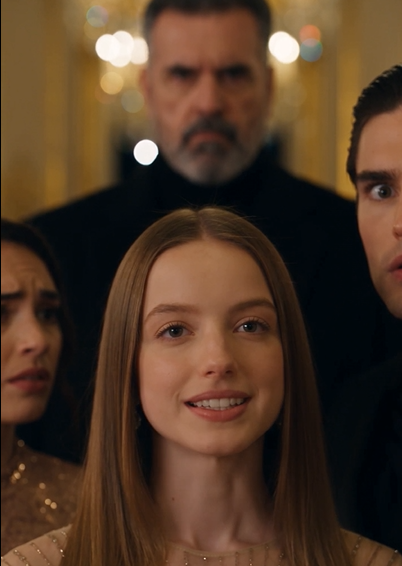 Se burlaron de ella en plena gala sin saber quién era su padre, pero cuando el magnate entró al salón todos entendieron por qué le tenían tanto respeto